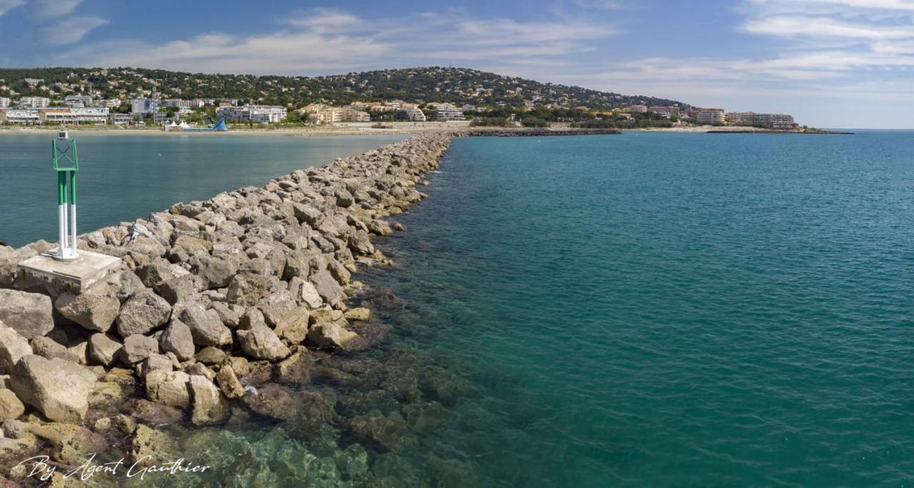 Charmant 2 Pieces Les Pieds Dans L'Eau Sète Eksteriør bilde